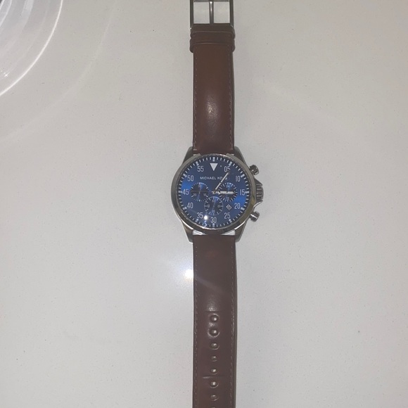 Gorgeous Michael Kors watch ❤️🥰🥰🤗🤗😘👌 - Picture 1 of 9